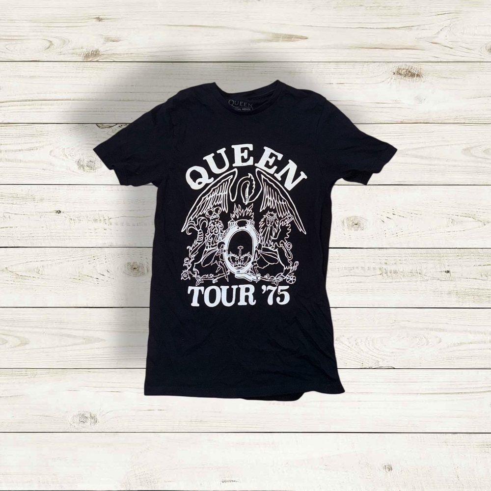 Queen Band tee – Unisex Size Small